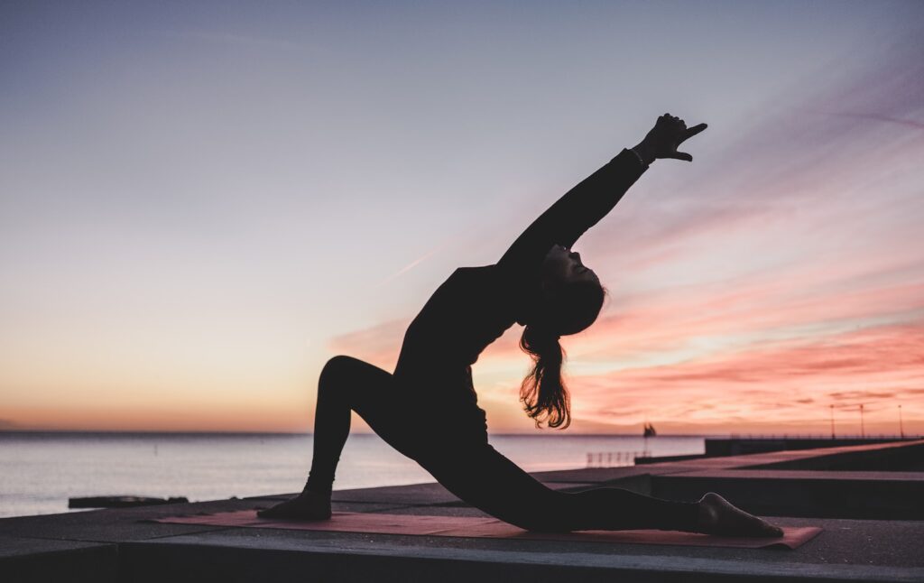 Le pouvoir du yoga pour un bien-être holistiquea